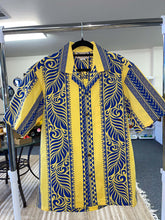 Load image into Gallery viewer, Island Vibes Men’s Shirt