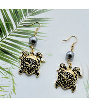 Load image into Gallery viewer, Turtle Earrings