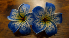 Load image into Gallery viewer, Tribal Glow Blossom Pick & Clip