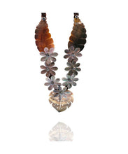 Load image into Gallery viewer, Mother of Pearl Tiare & Monstera Necklace