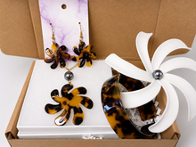 Load image into Gallery viewer, Island Gift Sets – Kaulima, Earrings & Flower