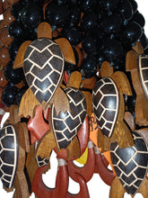 Load image into Gallery viewer, BLACK KUIKUI LEI WITH TURTLE PENDANT