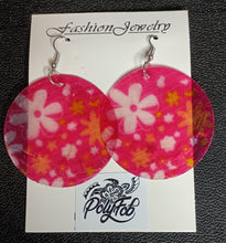 Load image into Gallery viewer, CAPRI SHELL ISLAND PRINT EARRINGS