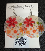 Load image into Gallery viewer, CAPRI SHELL ISLAND PRINT EARRINGS