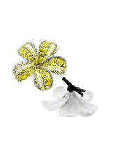 Load image into Gallery viewer, PLUMERIA CHARM HAIR CLIP