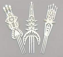 Load image into Gallery viewer, HAIR COMB SAMOAN TONGAN OLD STYLE ROYAL DESIGN