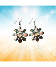 Load image into Gallery viewer, Tiare Flower Shell Earrings