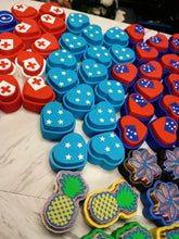 Load image into Gallery viewer, Island Pride Fidget Clickers | $5