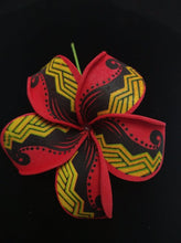 Load image into Gallery viewer, TRIBAL PLUMERIA SWIRL SEI
