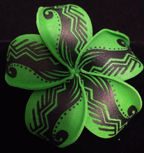 Load image into Gallery viewer, TRIBAL SWIRL PLUMERIA SEI