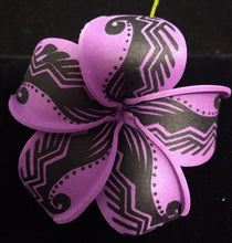 Load image into Gallery viewer, TRIBAL SWIRL PLUMERIA SEI