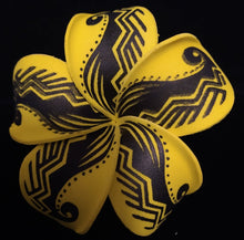 Load image into Gallery viewer, TRIBAL SWIRL PLUMERIA SEI