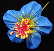 Load image into Gallery viewer, HIBISCUS TRANQUIL HAIR CLIP