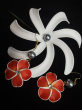 Load image into Gallery viewer, FIMO DANGLING EARRINGS WITH PEARLS