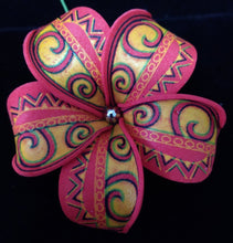 Load image into Gallery viewer, PLUMERIA CHARM SEI