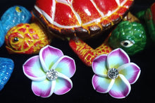 Load image into Gallery viewer, TEINE FIMO PLUMERIA EARRINGS