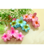 Load image into Gallery viewer, Triple Plumeria Flower Hair Claw Clip
