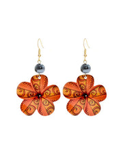Load image into Gallery viewer, Flower Earrings

