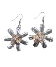 Load image into Gallery viewer, Tiare Flower With Seashell Earrings
