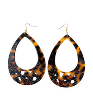 Load image into Gallery viewer, Brown Faux Turtle Shell Tear Drop Earring
