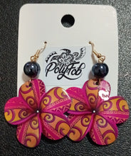 Load image into Gallery viewer, TRIBAL PRINT PLUMERIA WITH PEARL EARRINGS
