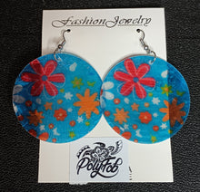 Load image into Gallery viewer, CAPRI SHELL ISLAND PRINT EARRINGS
