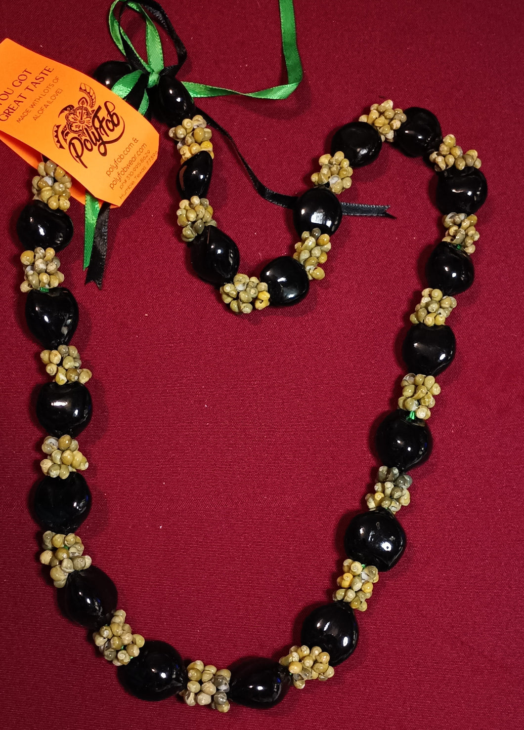 BLACK KUIKUI WITH MONGO SHELL LEI