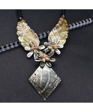 Load image into Gallery viewer, Leaf and Tiare Flower Hand Carved Shell Pendant Necklace
