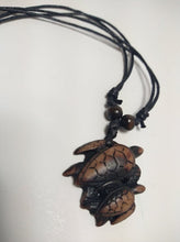 Load image into Gallery viewer, ADJUSTABLE NECKLACE WITH POLYNESIAN PENDANT
