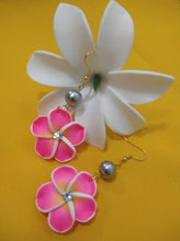 Load image into Gallery viewer, FIMO DANGLING EARRINGS WITH PEARLS
