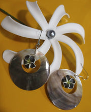 Load image into Gallery viewer, Mother of Pearl Earrings with Fimo Flower Center
